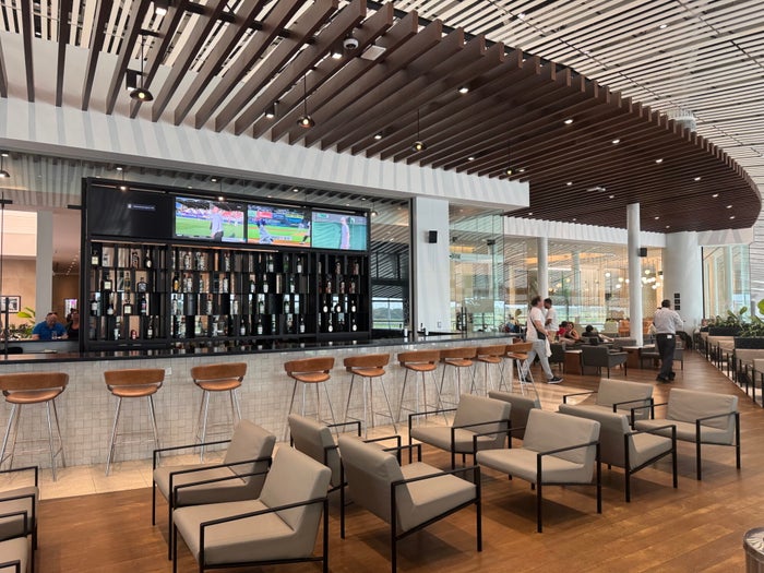 Copa Club in Terminal 2 at Panama City’s Tocumen International Airport [Review]