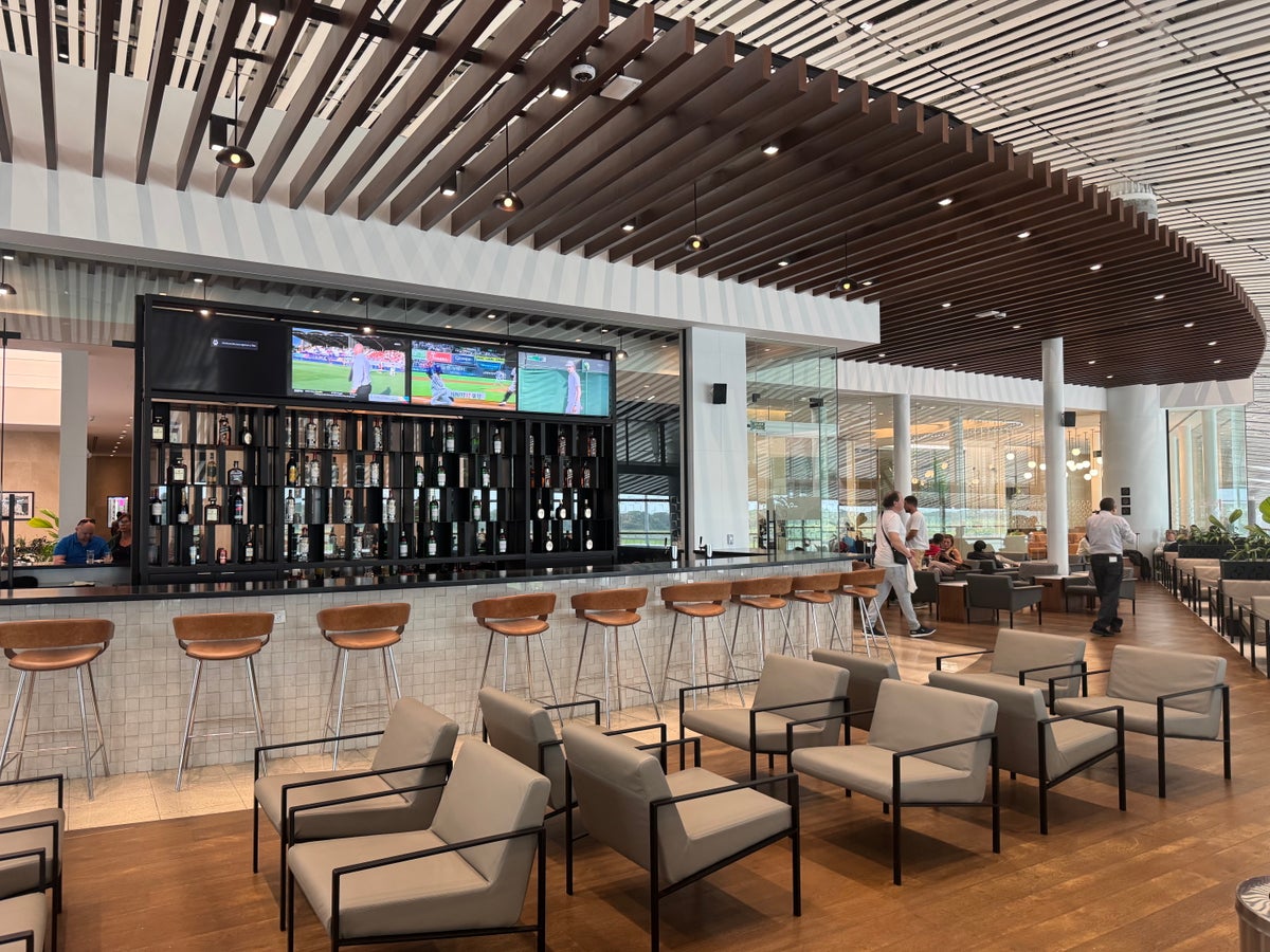 Copa Club in Terminal 2 at Panama City’s Tocumen International Airport [Review]