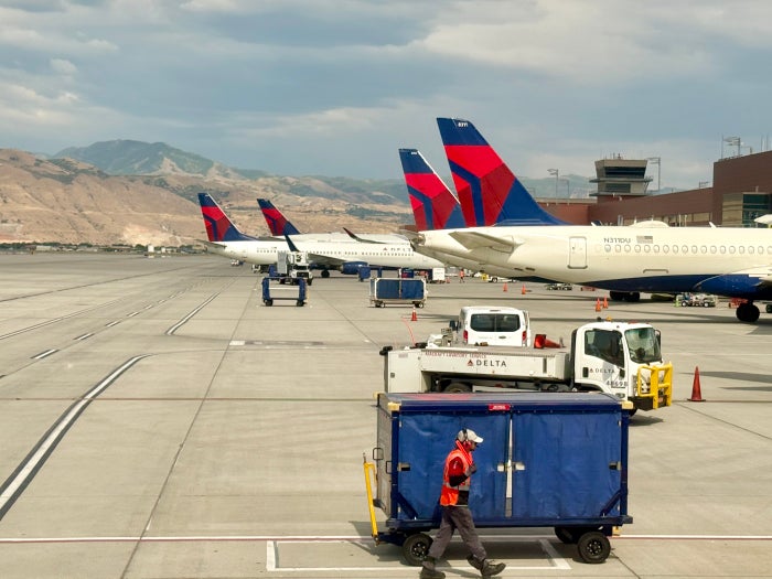 [Expired] Latest Delta Flash Promotion Offers Discounts and Bonus Earnings