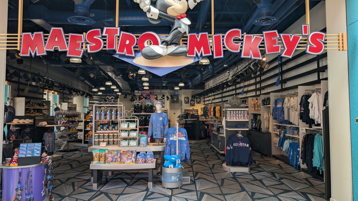 Disney's All Star Music Resort amenities Maestro Mickey's gift shop