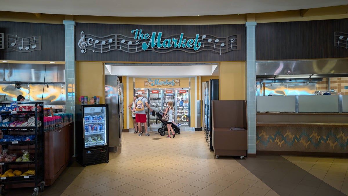 Disney's All Star Music Resort food and beverages Intermission food court market