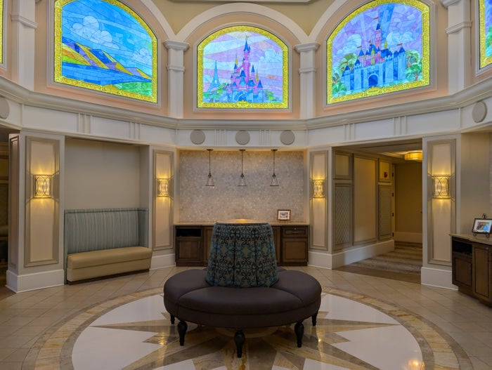 Disney's Saratoga Springs Resort & Spa DVC building lobby