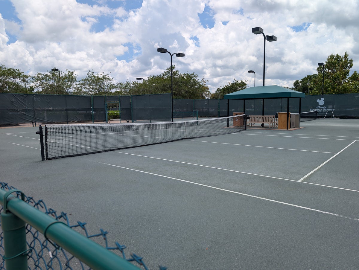 Disney's Saratoga Springs Resort & Spa amenities tennis and pickleball courts