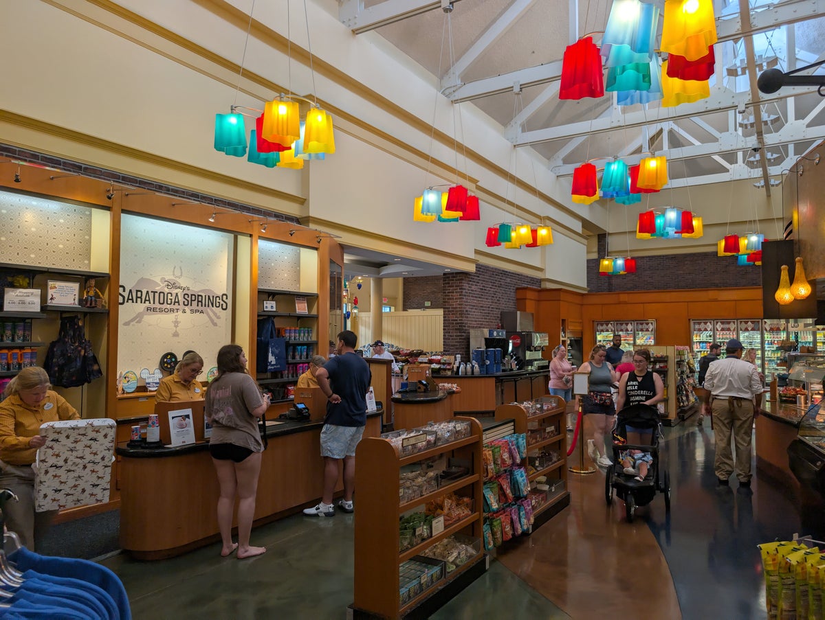 Disney's Saratoga Springs Resort & Spa dining Artist's Palette