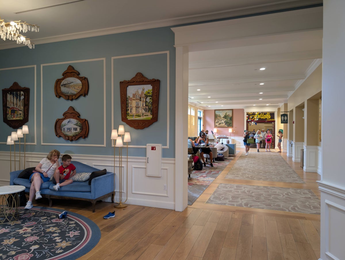 Disney's Saratoga Springs Resort & Spa lobby view to restaurant