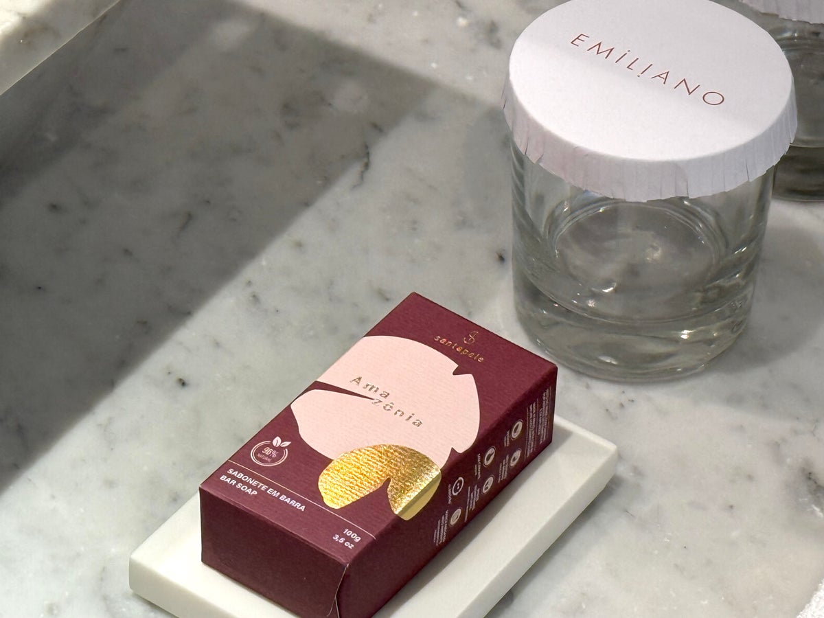 Emiliano Hotel Sao Paulo bathroom amenities