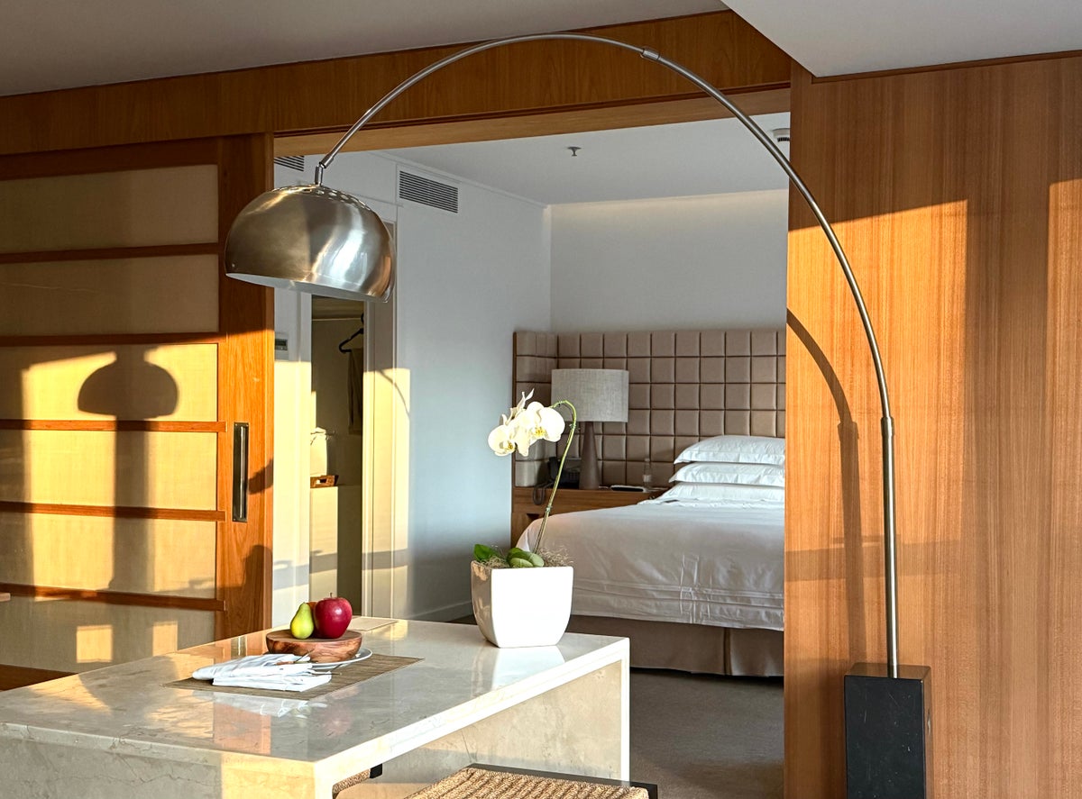 Emiliano Hotel Sao Paulo bedroom evening light