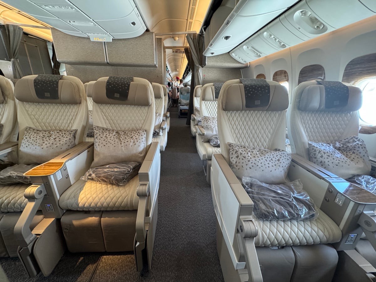 Emirates Premium Economy Cabin 777 300