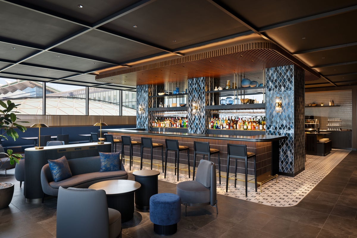 Haneda Centurion Lounge Bar