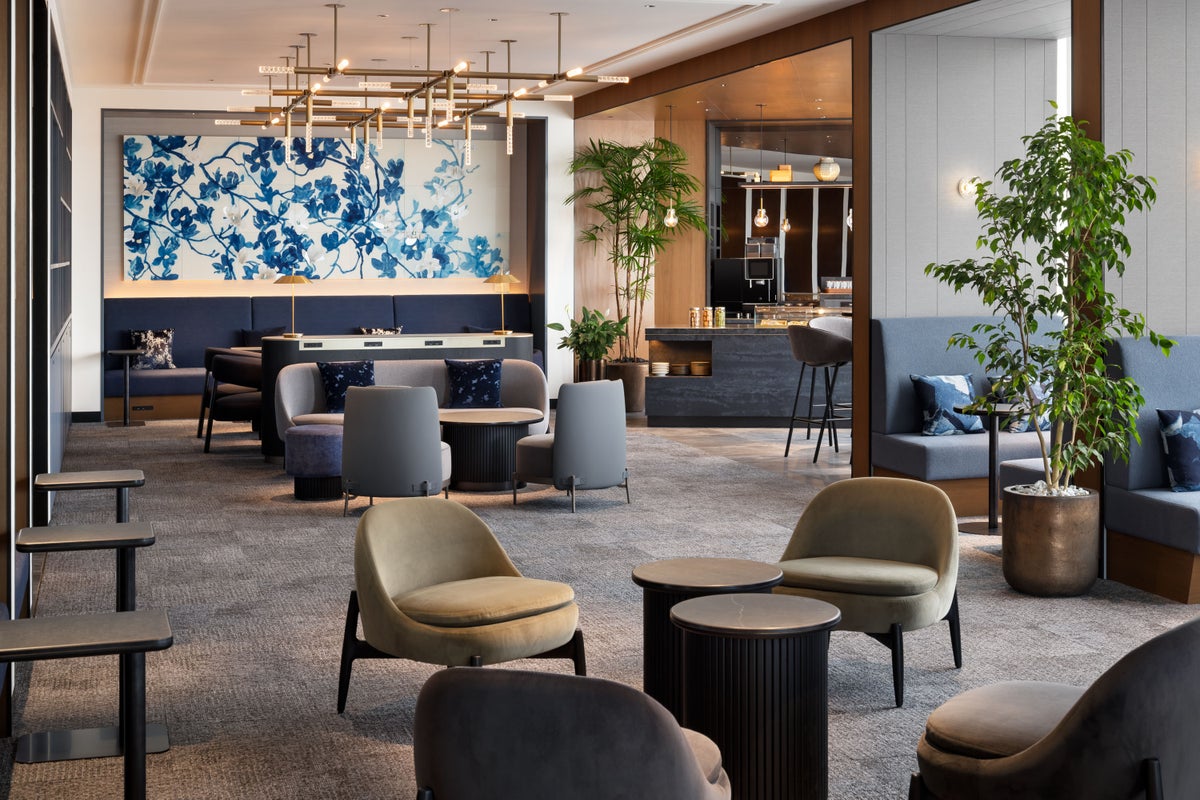 Seating at the Haneda Centurion Lounge