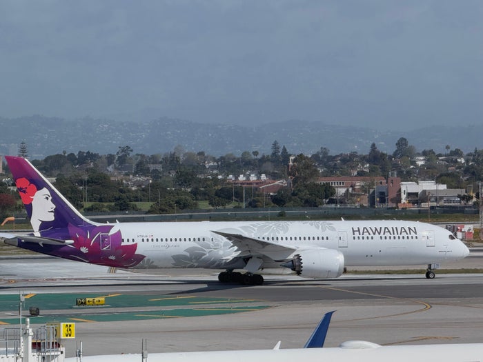 Hawaiian Airlines Adds More Dreamliner Flights to Winter Schedule