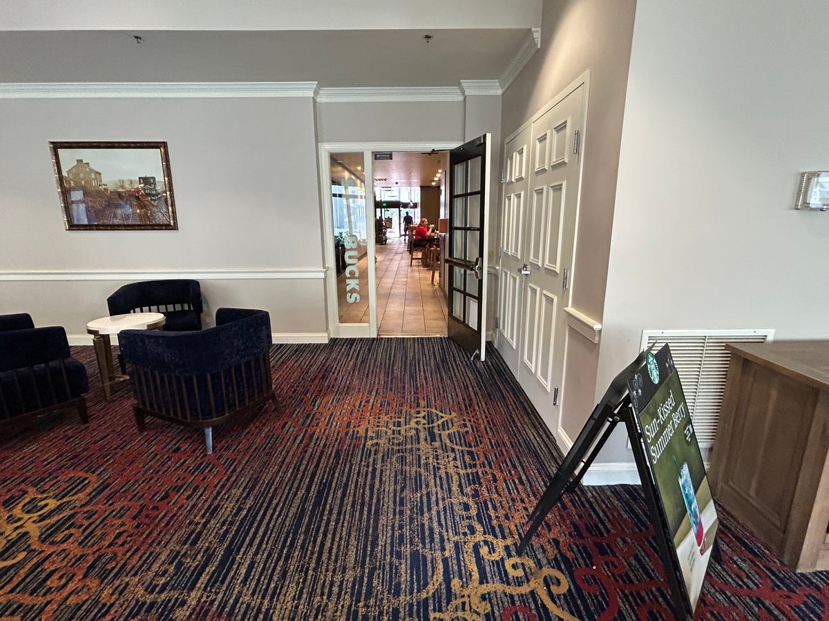 Hotel Gettysburg Starbucks interior entrance