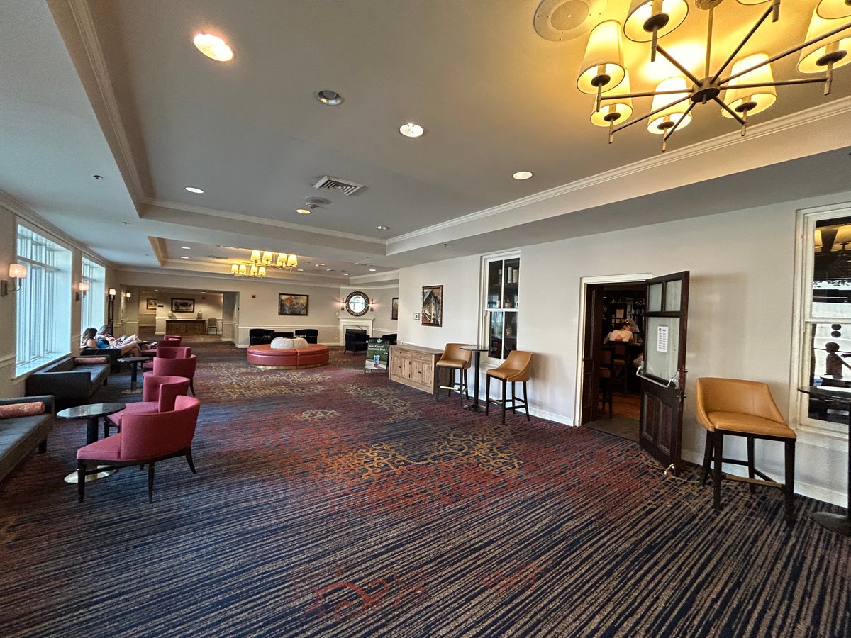 Hotel Gettysburg back sitting room