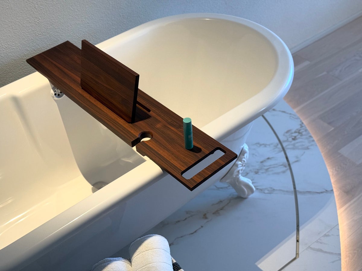 Hotel Unique Sao Paulo bathtub close up