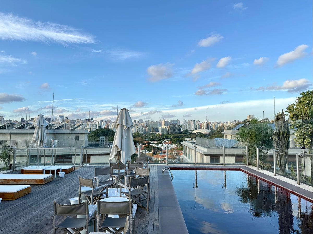 Hotel Unique Sao Paulo rooftop pool