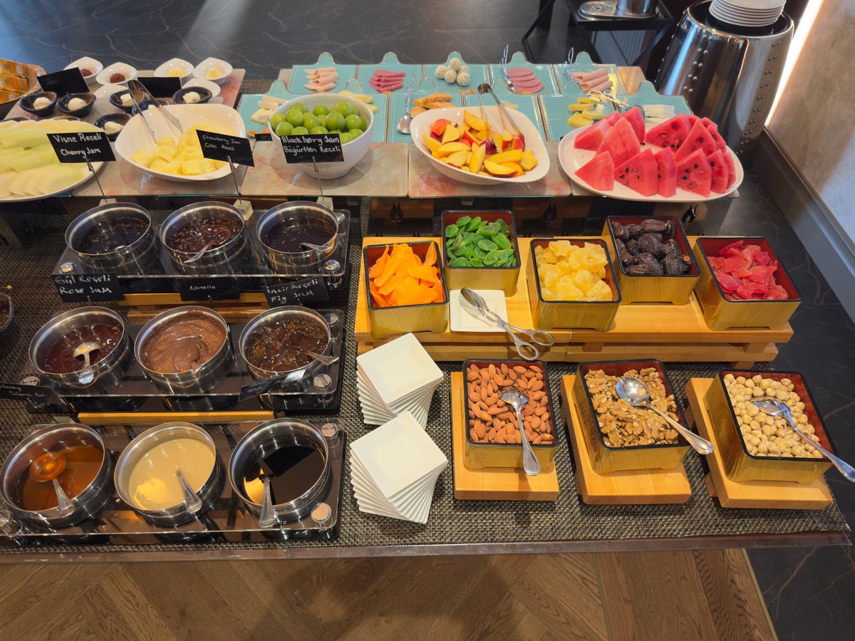 Hyatt Centric Levent Istanbul fruits and nuts