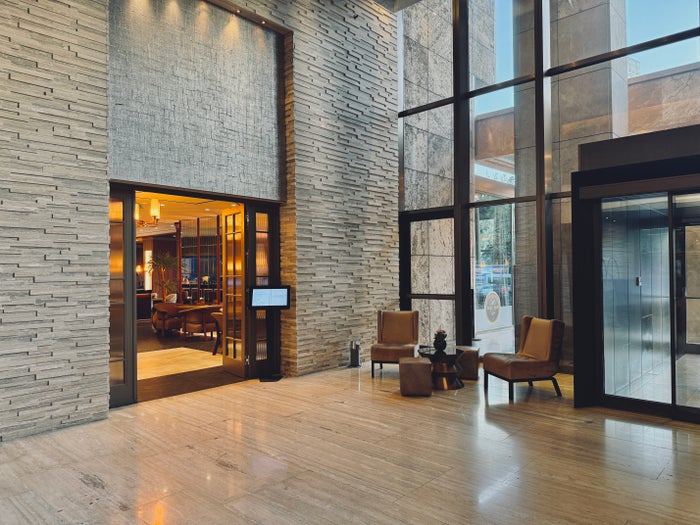 Hyatt Centric Levent Istanbul lobby restaurant Hyatt Centric Levent Istanbul lobby restaurant