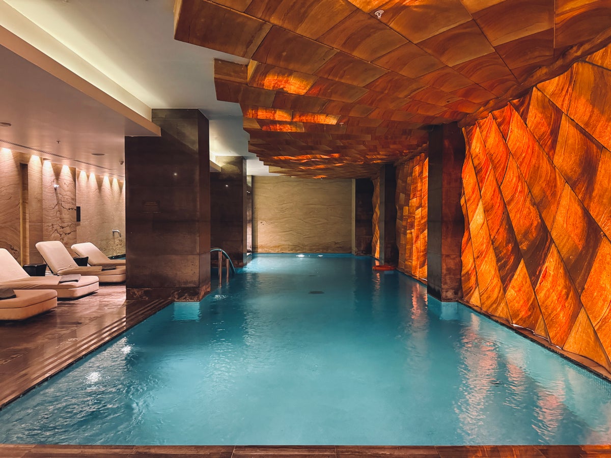 Hyatt Centric Levent Istanbul pool