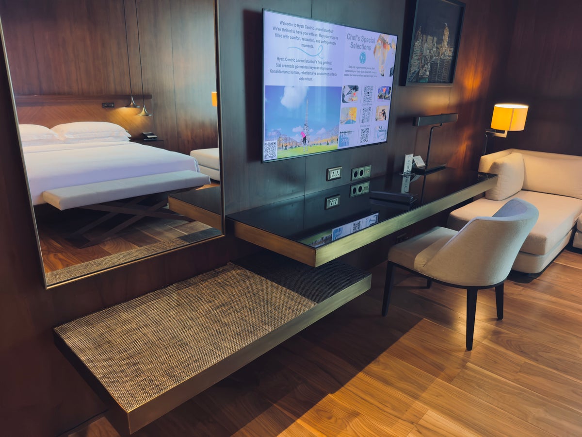 Hyatt Centric Levent Istanbul room workstation