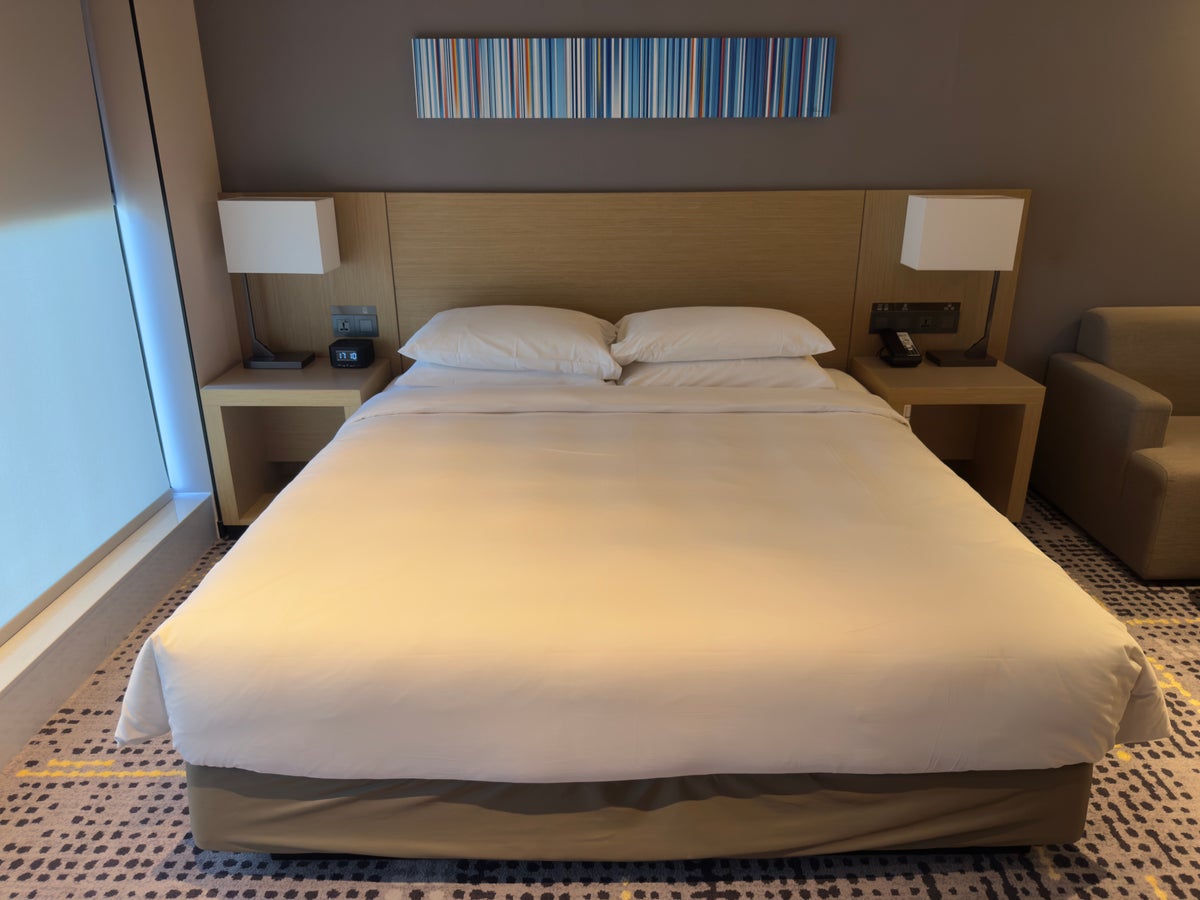 Hyatt Place New Taipei City Xinzhuang bed top