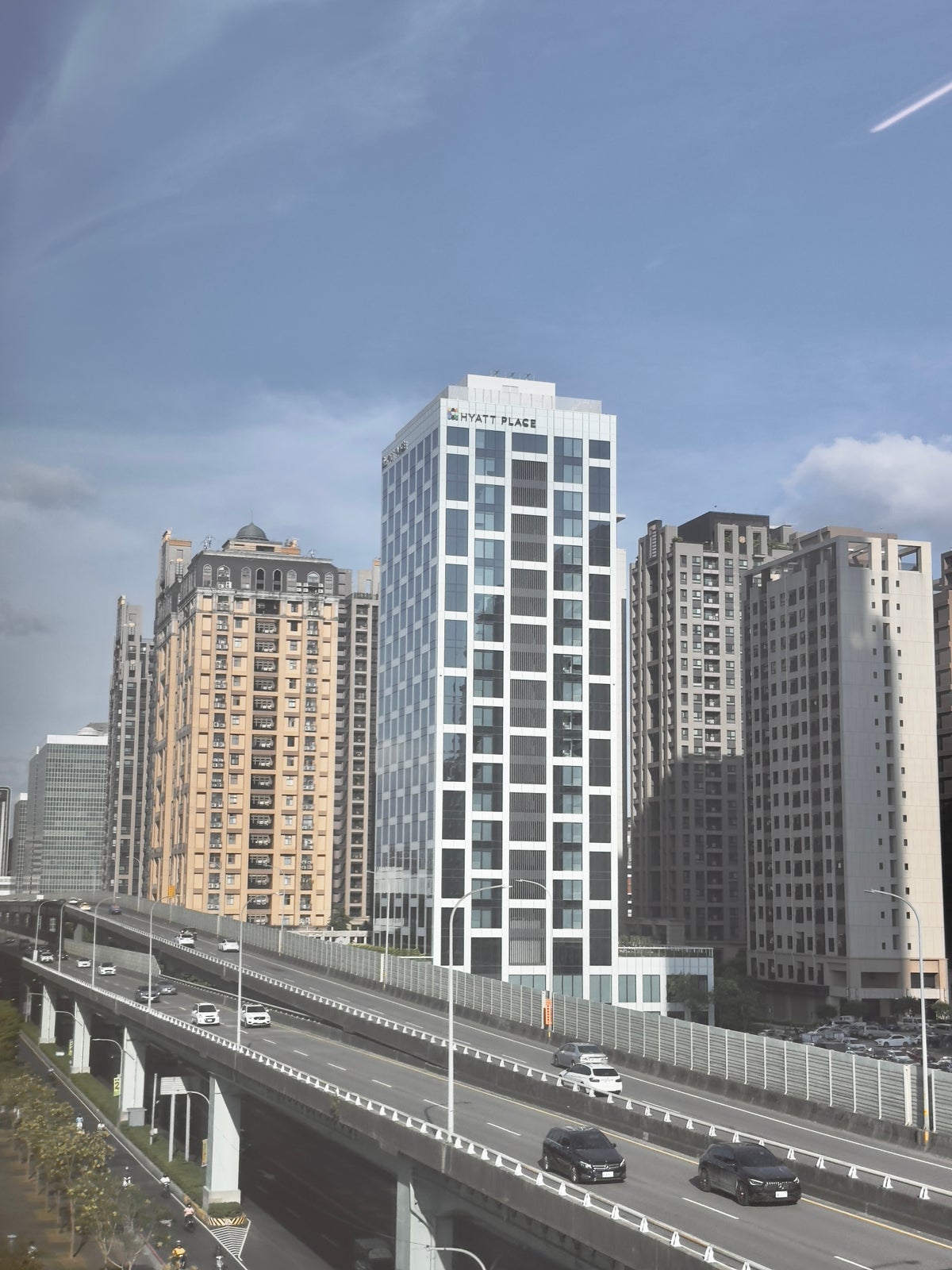 Hyatt Place New Taipei City Xinzhuang exterior