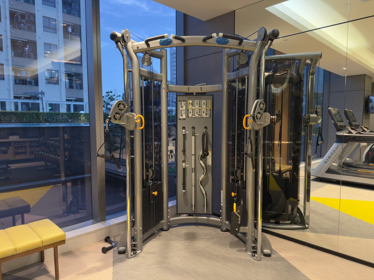 Hyatt Place New Taipei City Xinzhuang gym full body machine