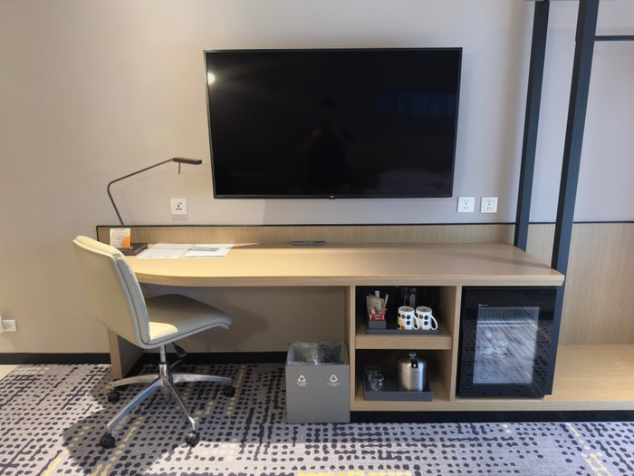Hyatt Place New Taipei City Xinzhuang workstation and TV Hyatt Place New Taipei City Xinzhuang workstation and TV