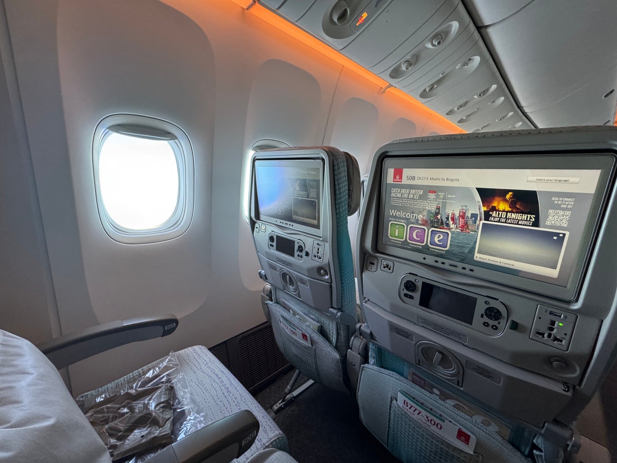 IFE seatback screen economy Emirates