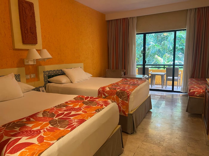 Iberostar Waves Quetzal Beds and Balcony