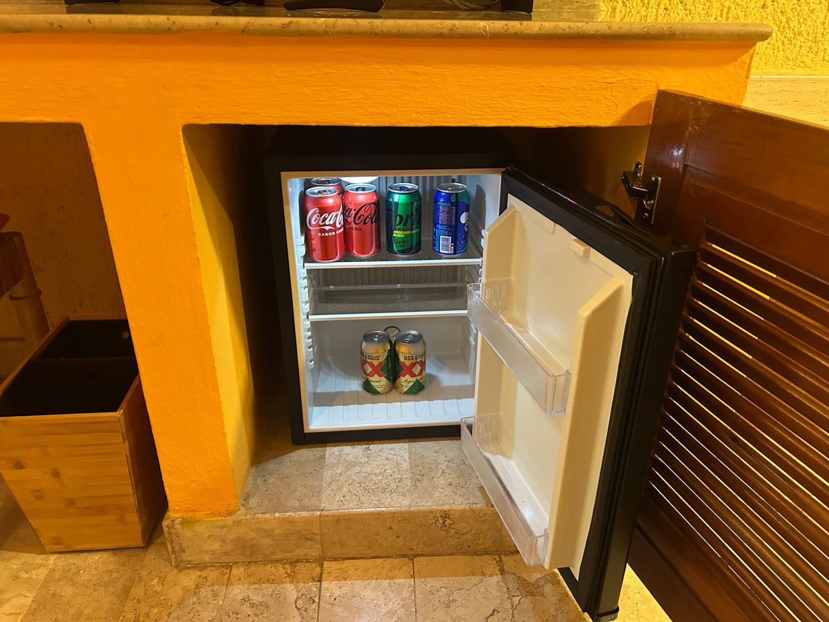 Iberostar Waves Quetzal Mini Bar