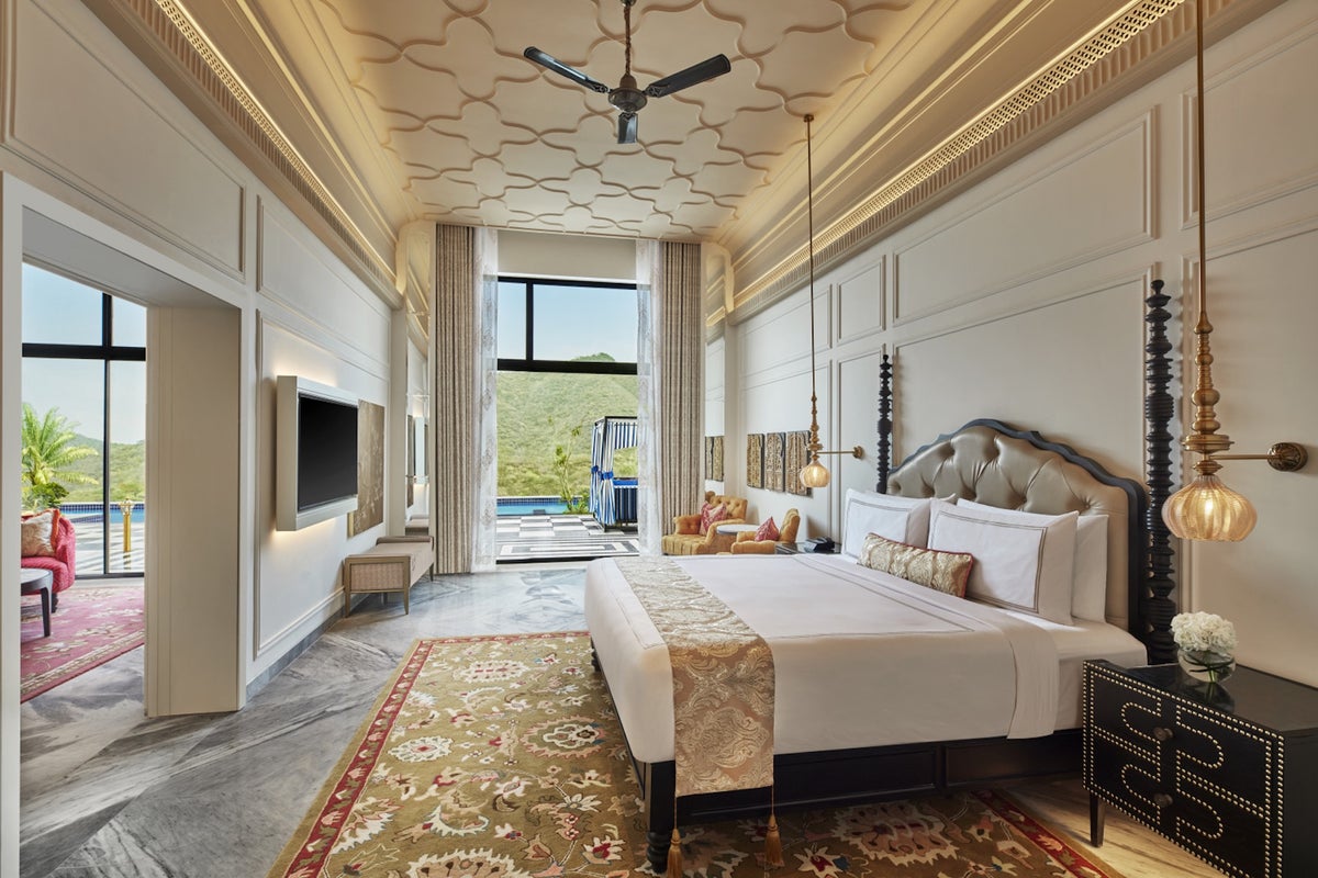 Fairmont Udaipur Palace, Hilton Cave Hotel, and Other Hotel News This Week