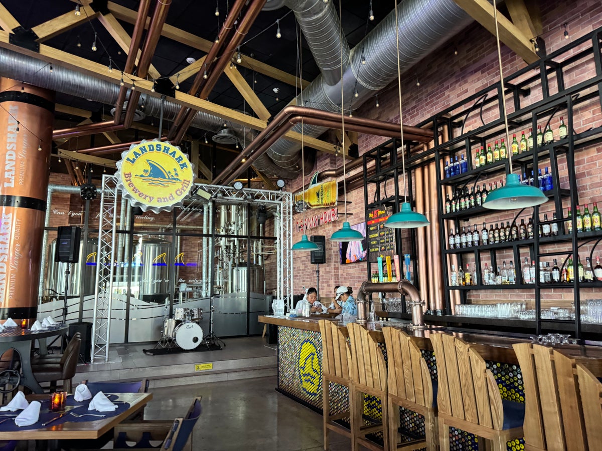 Margaritaville Island Reserve Riviera Maya Landshark Brewery