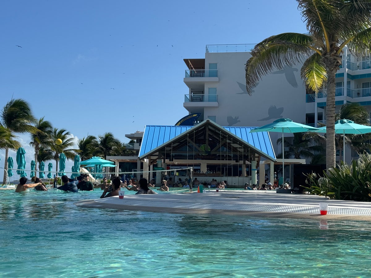 Margaritaville Island Reserve Riviera Maya Main Pool Sitting