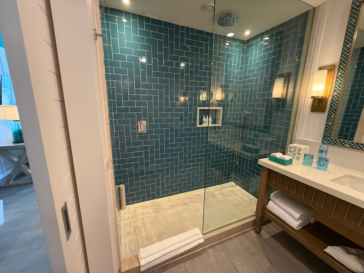 Margaritaville Island Reserve Riviera Maya Shower