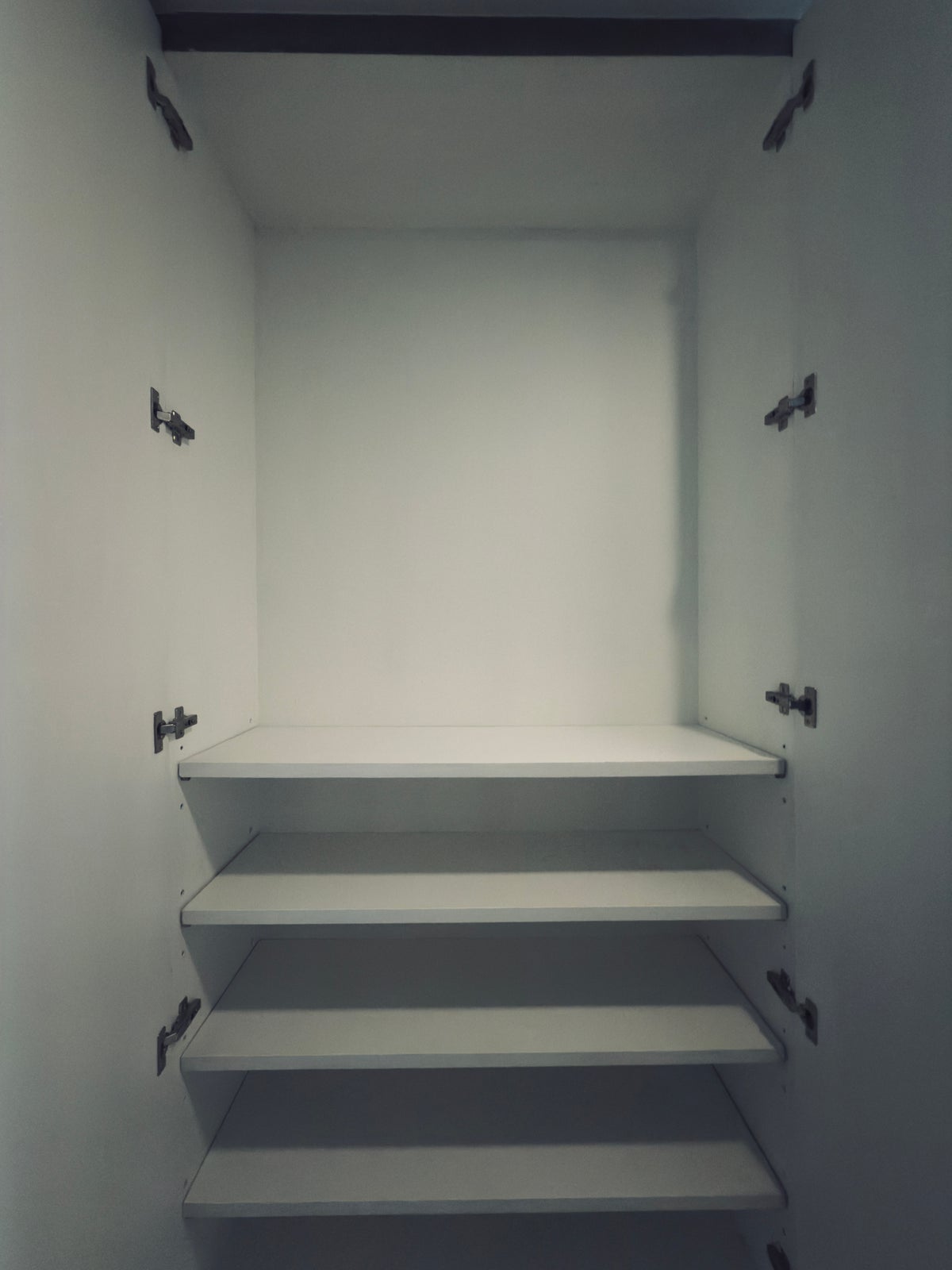 Metropolis Suites Bangkok room closet space