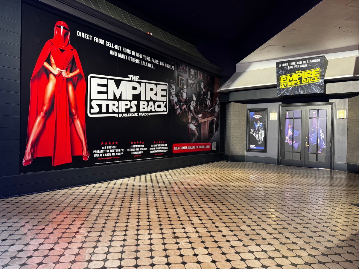 Rio Hotel Casino Destination Hyatt Empire Strips Back