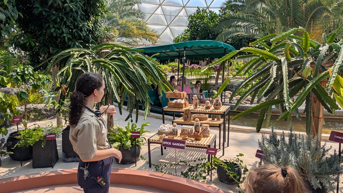 Spice quiz in the Tropics Greenhouse at EPCOT The Land Behind the Seeds Tour