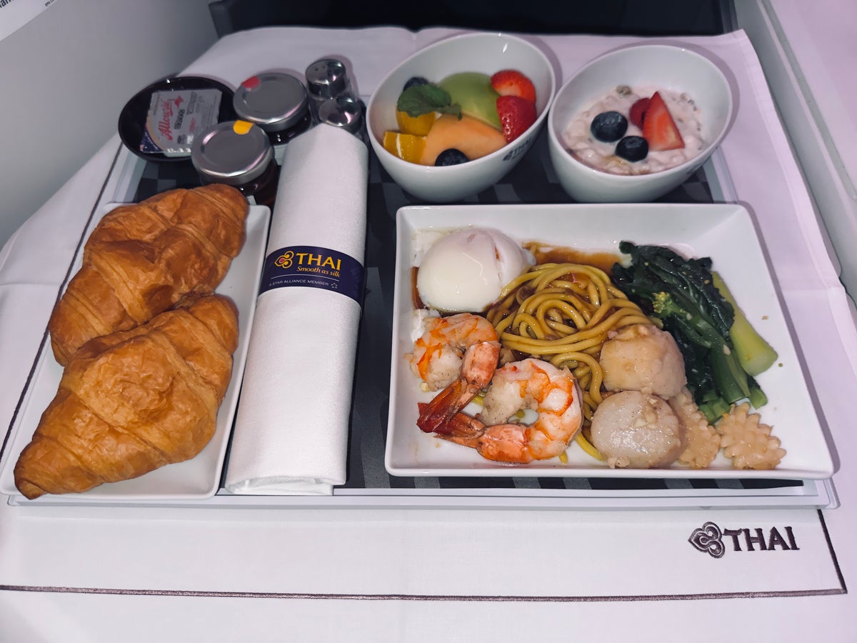 Thai Airways Royal Silk a350 900 business class dinner main course