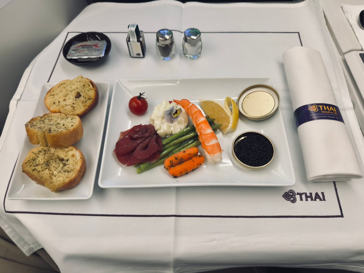 Thai Airways Royal Silk a350 900 business class dinner starter course