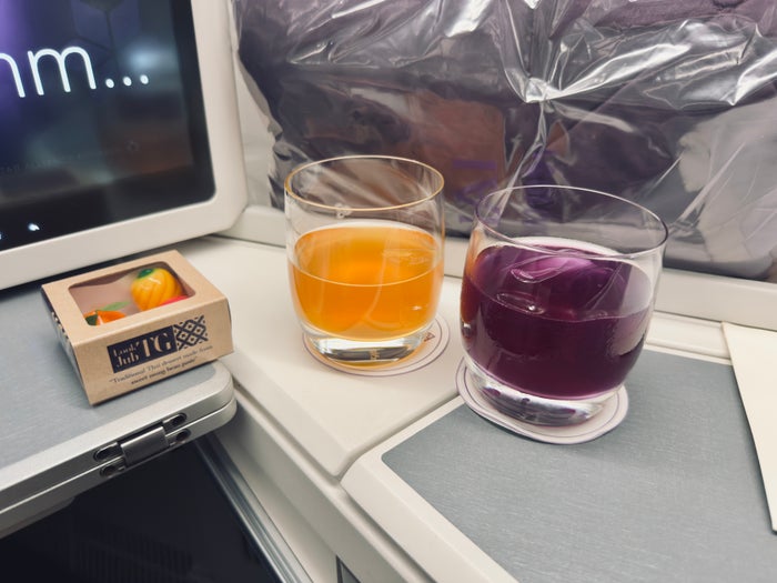 Thai Airways Royal Silk a350 900 business class welcome drinks Thai Airways Royal Silk a350 900 business class welcome drinks