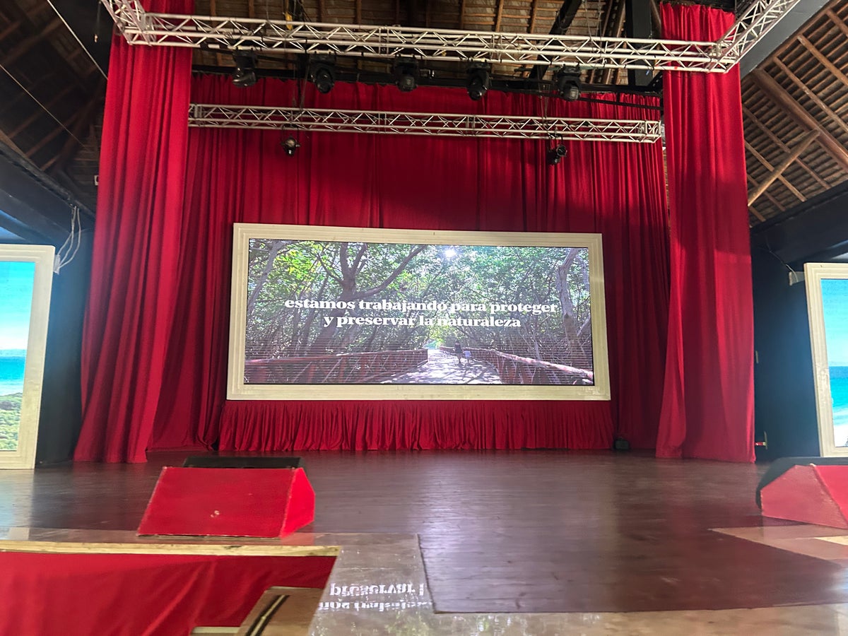 Theatre Iberostar Waves Quetzal