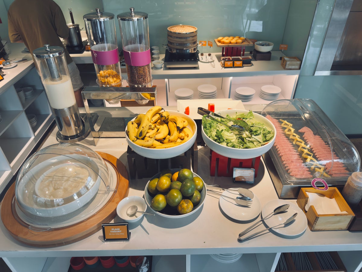 Tru by Hilton Hanoi Station breakfast