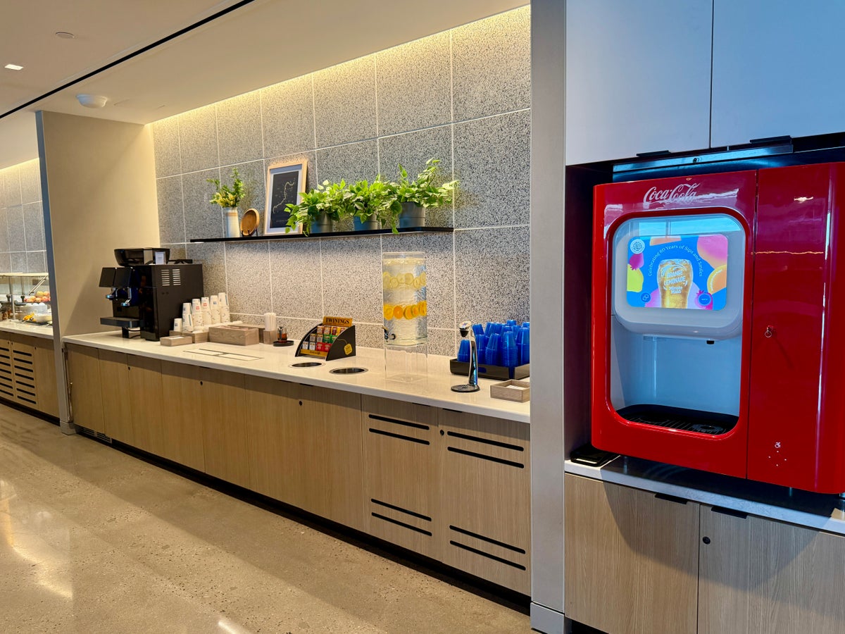 United Club Denver B West Coca Cola Freestyle