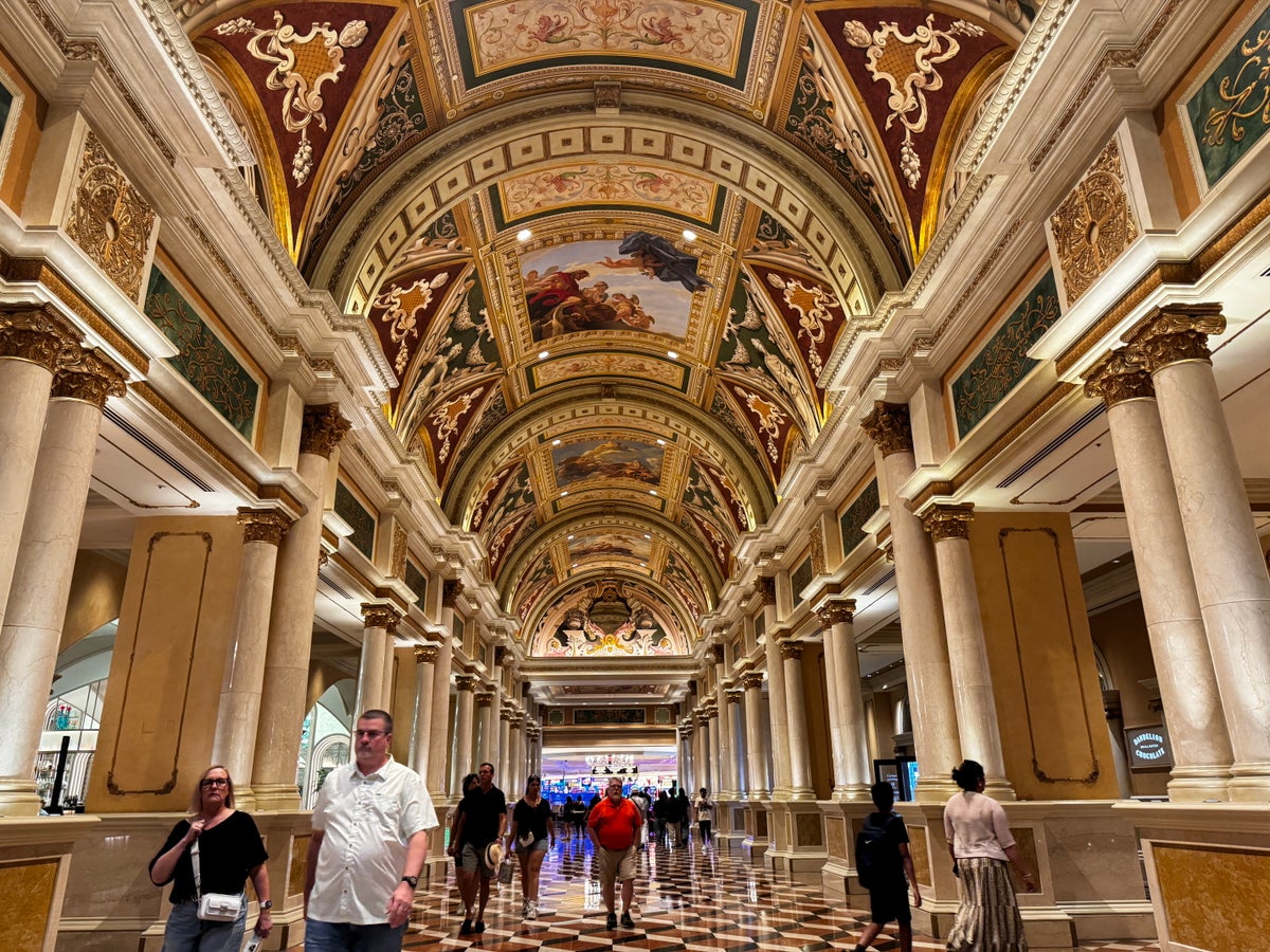 Venetian Las Vegas lobby hallway to casino