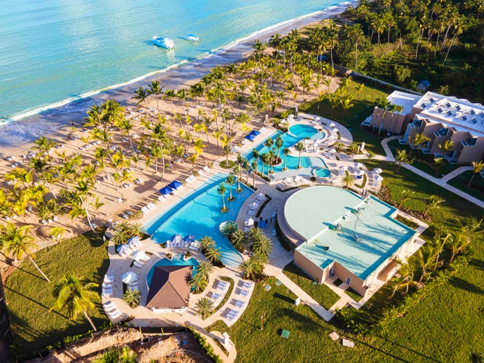 Viva Resorts by Wyndham Launches Kid-Friendly Caribbean Promo With Free Nights This Fall