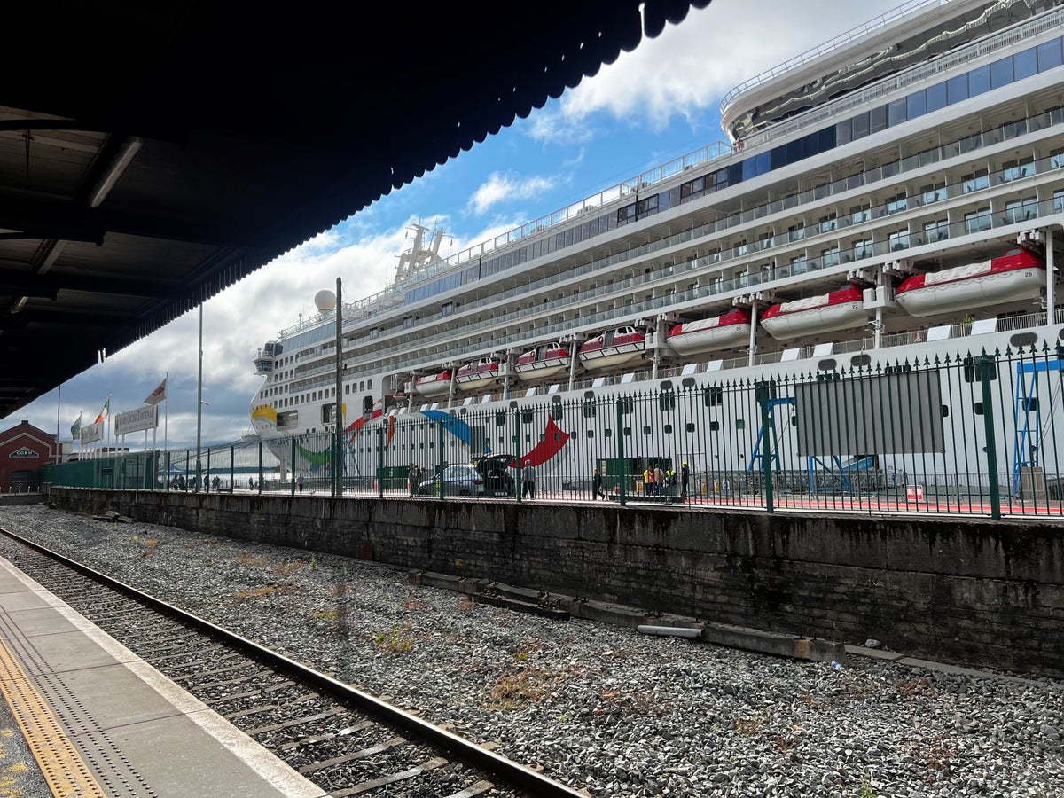 Cobh Ireland cruise port