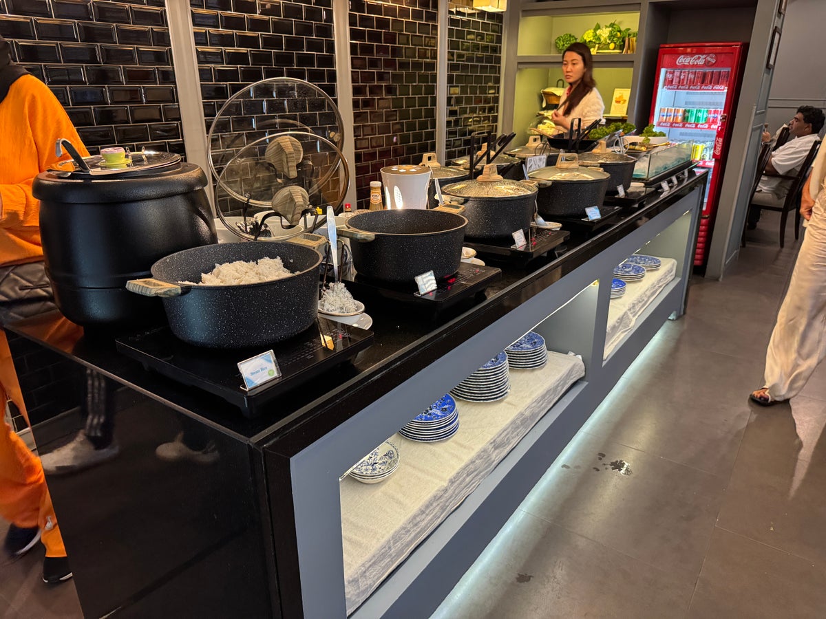 Coral Executive Lounge HKT buffet