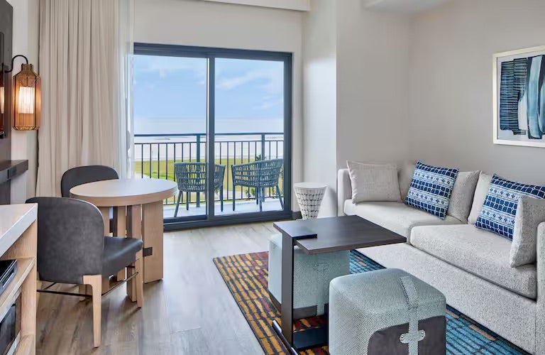 Embassy Suites Gulf Shore Room