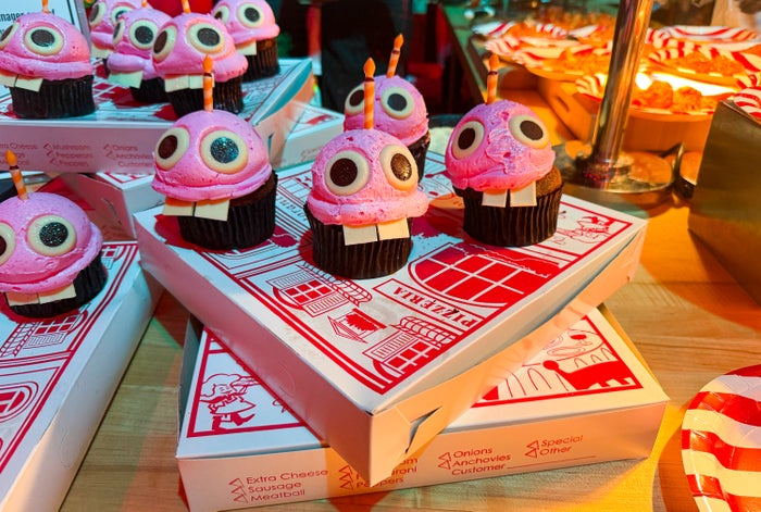 Five Nights at Freddy’s Cupcake Universal Orlando Halloween Horror Nights 2025 Image Credit Chris Hassan Five Nights at Freddy's Cupcake Universal Orlando Halloween Horror Nights 2025 Image Credit Chris Hassan