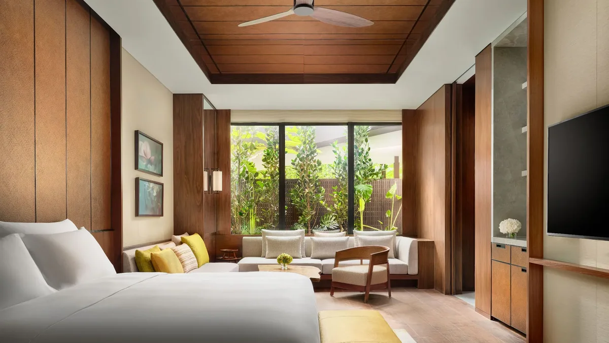 Grand Hyatt Singapore 1 King garden studio